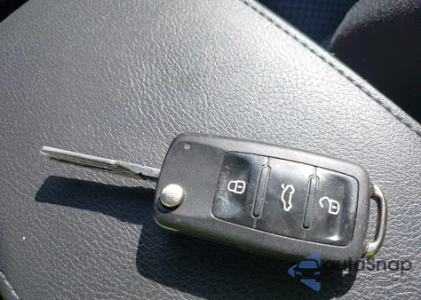 2014 Volkswagen Jetta 2.0L Tdi Value Edition from USA, damaged, VIN 3VWLL7AJ9EM286324